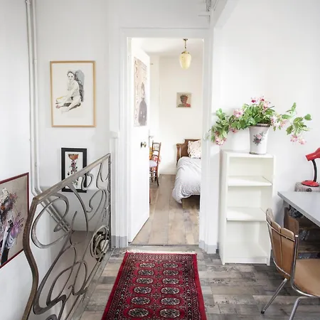 Opera District Hideaway *