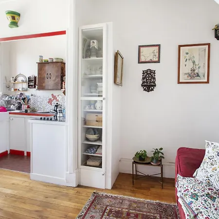 Διαμέρισμα Opera District Hideaway